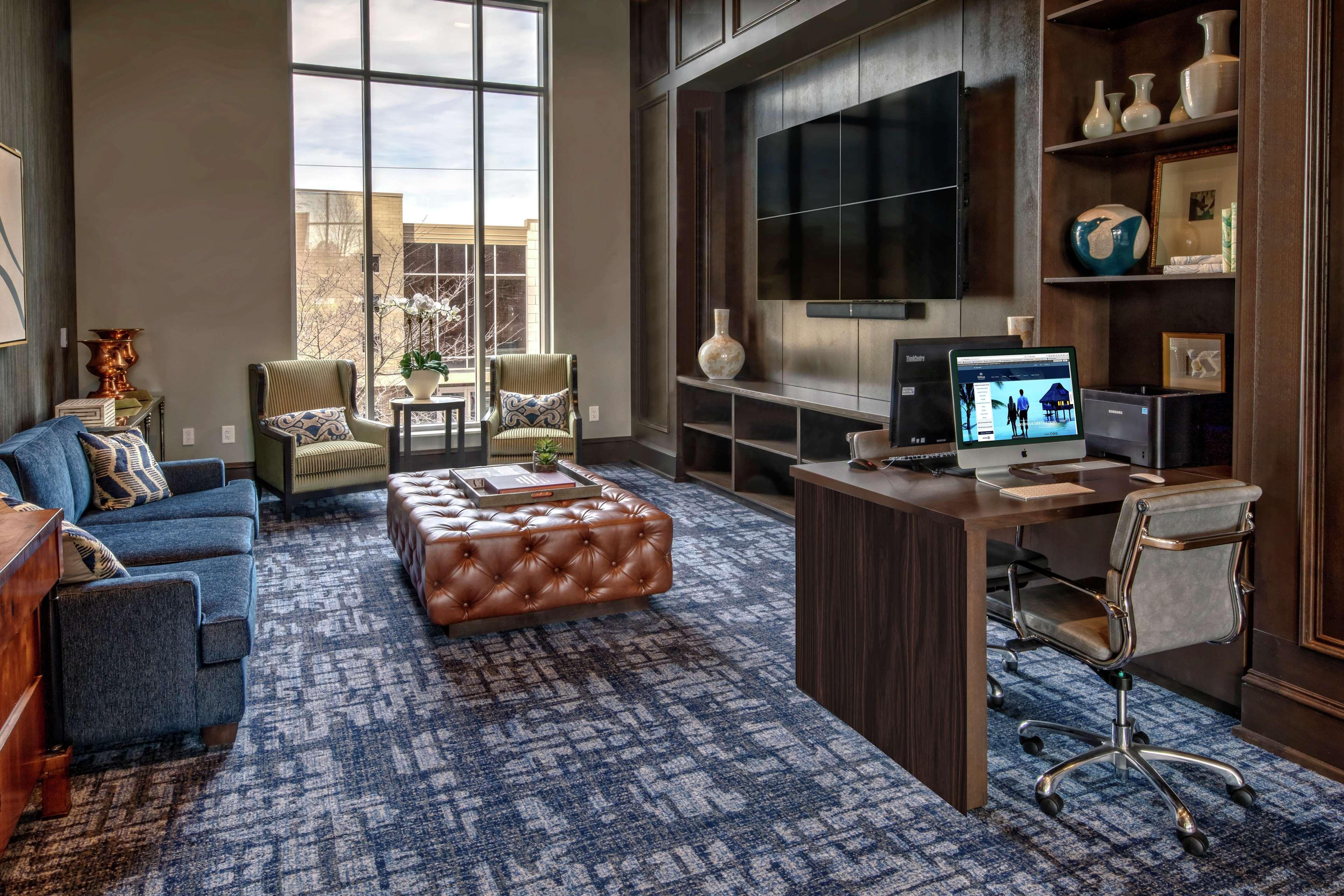 Hilton Nashville Green Hills Exterior photo
