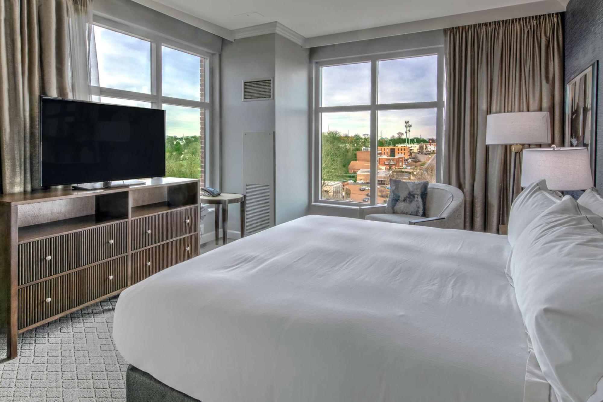 Hilton Nashville Green Hills Exterior photo